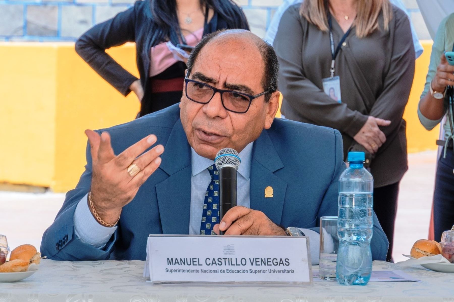 Jefe de Sunedu, Manuel Castillo Venegas, expuso necesidades para fortalecer la calidad en la educación universitaria. Foto: ANDINA/Difusión.