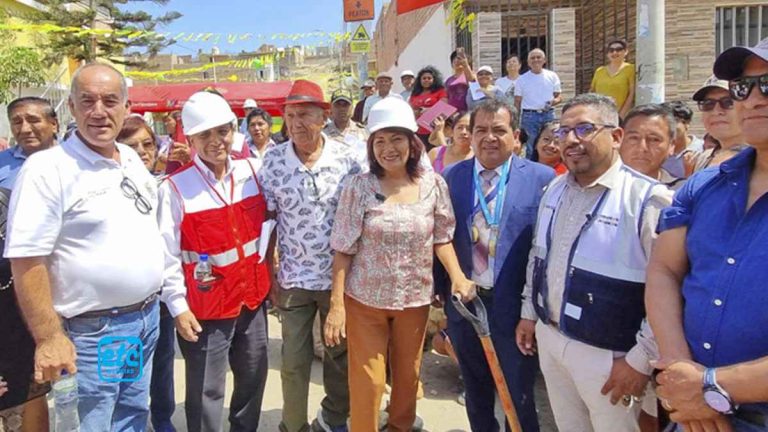 Rosa Vásquez inicia construcción de pistas y veredas en urbanización Nueva Victoria en Supe Puerto