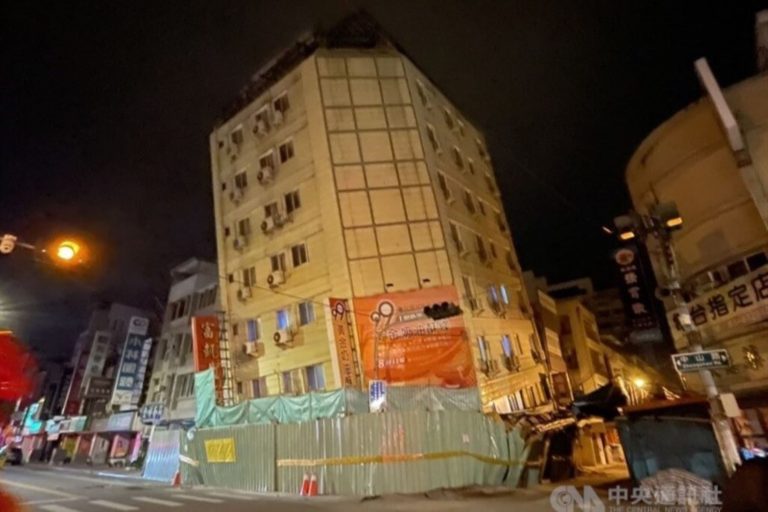 Taiwán vuelve a temblar: sismos provocan el derrumbe parcial de dos edificios